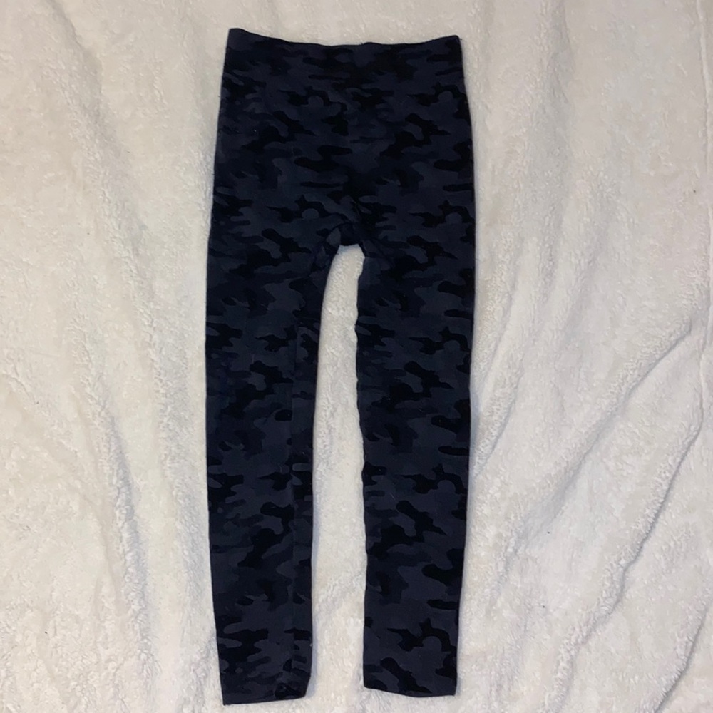 Dark gray and black camouflage leggings